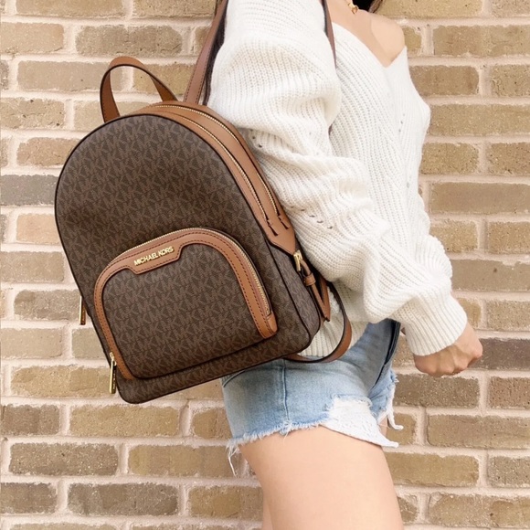 Michael Kors medium backpack Brown - Picture 2 of 7